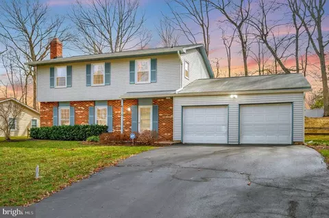3316 Waverly Dr, Fredericksburg, VA 22407