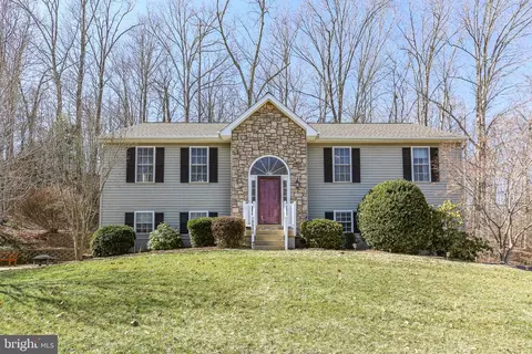 9508 Timberlake Rd, Fredericksburg, VA 22408