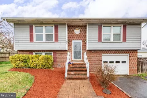 11404 Warner Dr, Fredericksburg, VA 22407