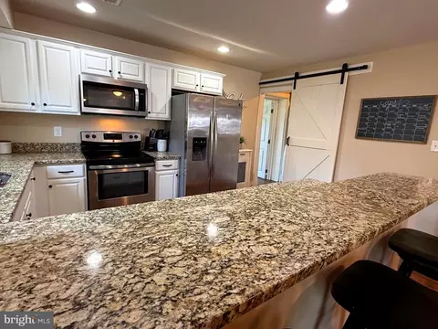 8427 Marye Rd, Partlow, VA 22534 photo 9