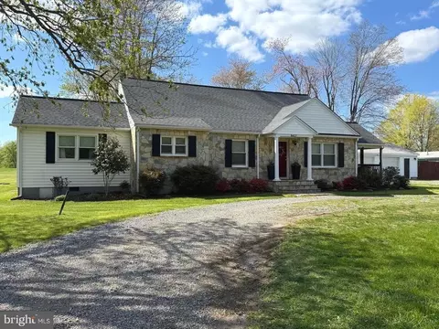 8427 Marye Rd, Partlow, VA 22534 photo 2