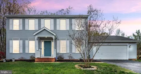 4204 Saint Catherines Ct, Fredericksburg, VA 22408