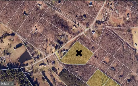 9321 Bellwood Dr, Fredericksburg, VA 22407