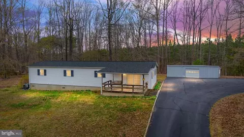 5900 Paynes Ln, Spotsylvania, VA 22551