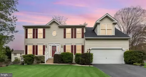 11704 Grove Ct, Fredericksburg, VA 22408