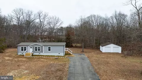 11511 Foxwood Ln, Locust Grove, VA 22508