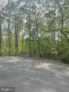 5400 Mollys Gln, Mineral, VA 23117