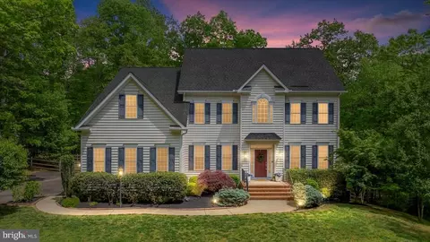 8617 Laroque Run Dr, Fredericksburg, VA 22407