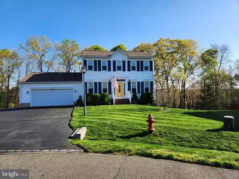 10010 Peppermill Ct, Fredericksburg, VA 22407