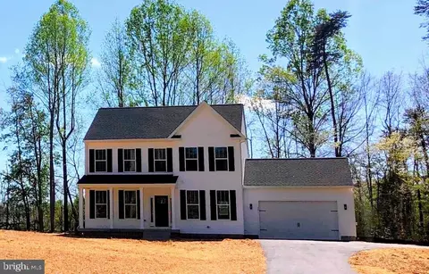 201 Windway Dr, Orange, VA 22960