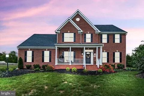 11203 Katerina Dr S, Fredericksburg, VA 22408