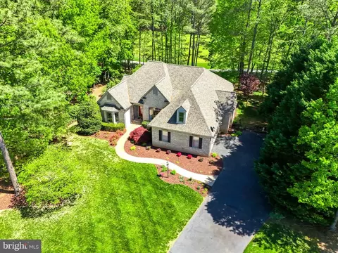 11208 Valor Bridge Dr, Spotsylvania, VA 22551