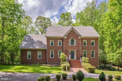 13904 Hunting Run Dr, Fredericksburg, VA 22407