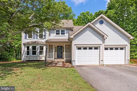 5015 Brookshire Ct E, Fredericksburg, VA 22408