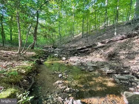 Deer Mountain Rd, Fredericksburg, VA 22407