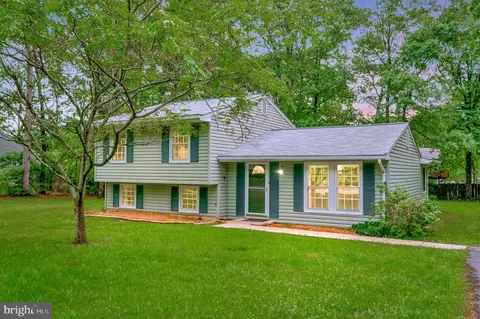 705 Churchill Dr, Fredericksburg, VA 22407