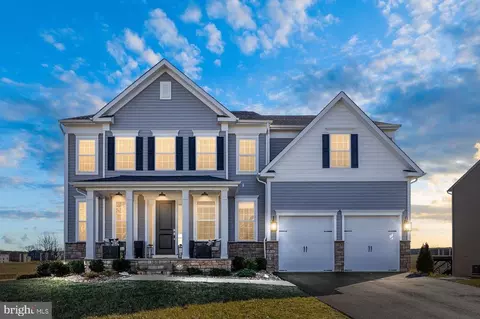 10115 Premier St, Fredericksburg, VA 22408