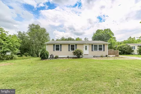 212 Three Cedars Ln, Fredericksburg, VA 22407