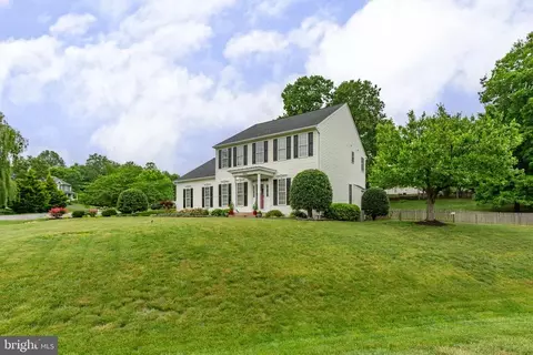 6101 W Melody Ct W, Fredericksburg, VA 22407