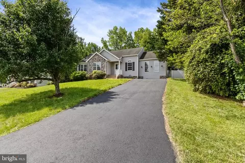 7306 Pullen Dr, Fredericksburg, VA 22407