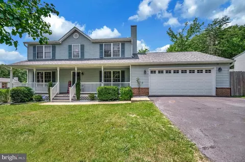 11714 Falcon Ridge Dr, Fredericksburg, VA 22407