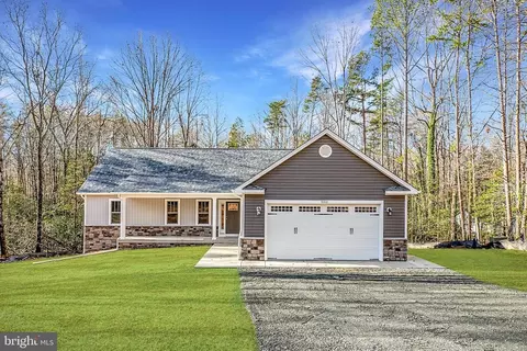 9712 Sutter Rd, Partlow, VA 22534