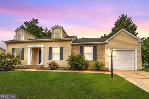 10807 Bent Tree Dr, Fredericksburg, VA 22407