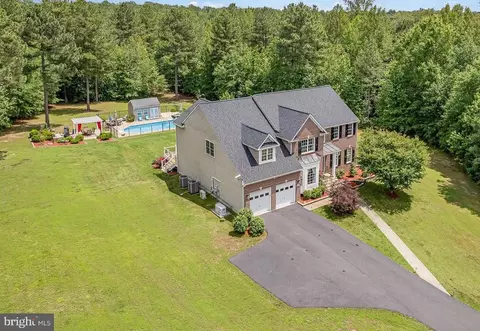 8421 Heron Pointe Way, Spotsylvania, VA 22551