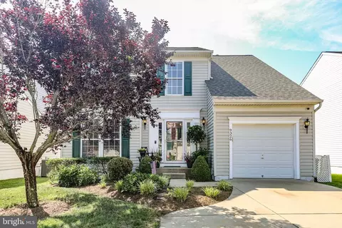 9326 Birch Cliff Dr, Fredericksburg, VA 22407