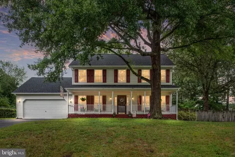 8804 Kent Ct, Fredericksburg, VA 22408