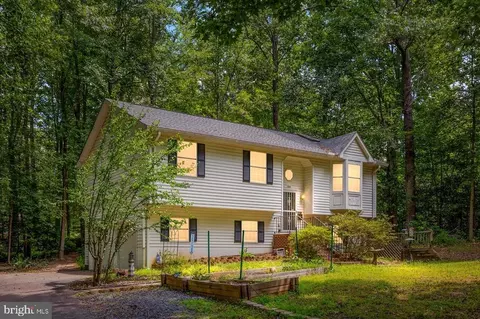 11701 Berry Ln, Spotsylvania, VA 22551