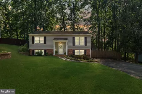 5526 Slater St, Fredericksburg, VA 22407