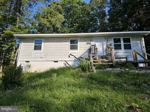 6805 Bambi Ct, Fredericksburg, VA 22407