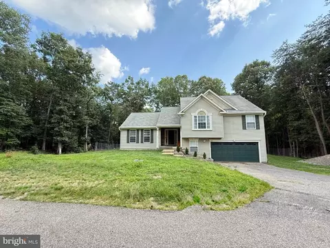 5801 Cambridge Dr, Fredericksburg, VA 22407
