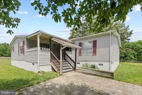 4901 Lewiston Rd, Bumpass, VA 23024