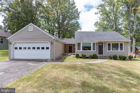 108 Pender St, Fredericksburg, VA 22408