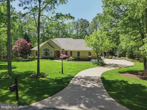 11504 Burnside Pl, Spotsylvania, VA 22551