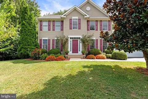 6712 Castleton Dr, Fredericksburg, VA 22407