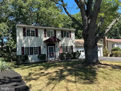 5061 Gallager Dr, Fredericksburg, VA 22407