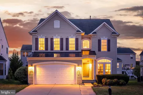 9343 Birch Cliff Dr, Fredericksburg, VA 22407