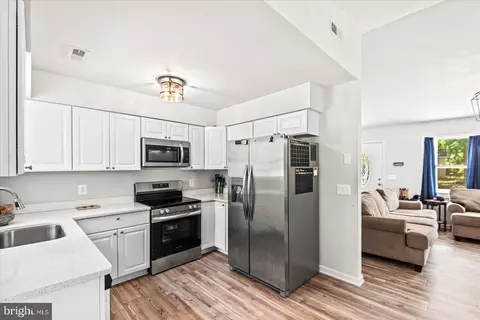 10420 Forest Hill Ct, Fredericksburg, VA 22408