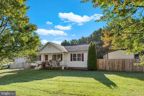 7614 Regency Glen Dr, Fredericksburg, VA 22407