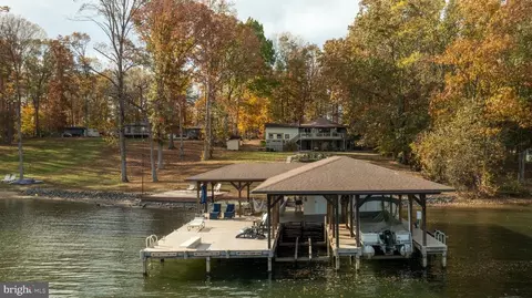 2841 Blount Dr, Bumpass, VA 23024
