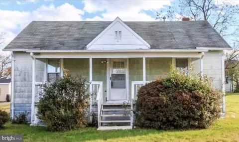 6514 Old Plank Rd, Fredericksburg, VA 22407