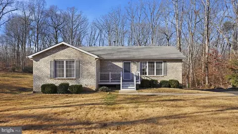 14630 N Rapidan Rd N, Fredericksburg, VA 22407