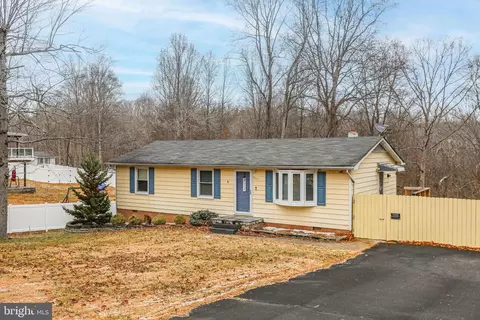 6517 Deerskin Dr, Fredericksburg, VA 22407