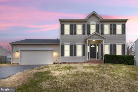 10004 Shadowridge Ct, Fredericksburg, VA 22407
