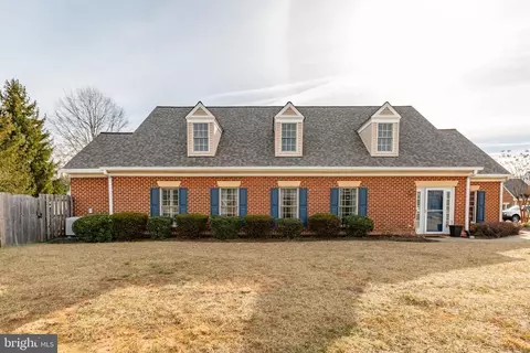 7029 Radford Dr, Fredericksburg, VA 22407