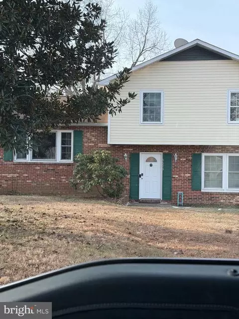 5528 Rudy Ln, Fredericksburg, VA 22407