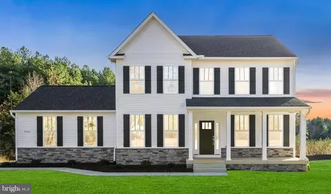 8217 River Rd, Fredericksburg, VA 22407